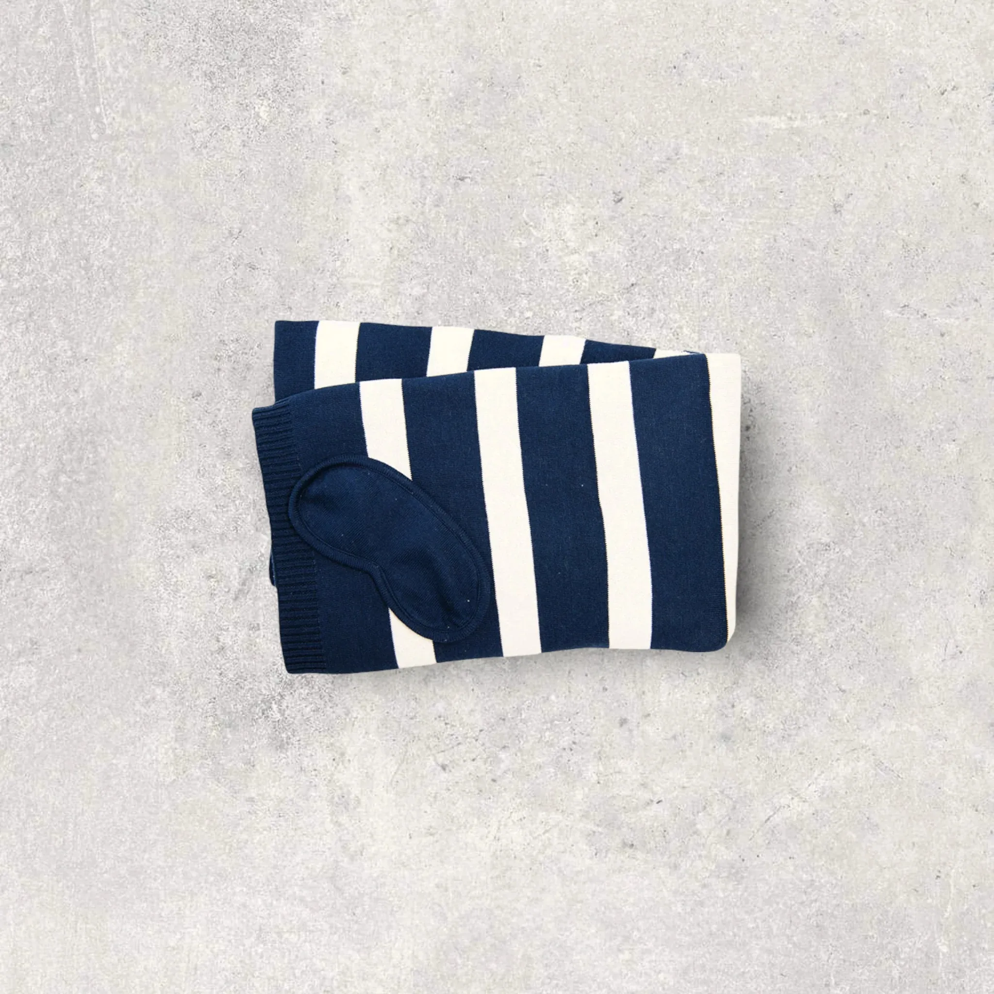 Dual XOXO Travel Blanket Set