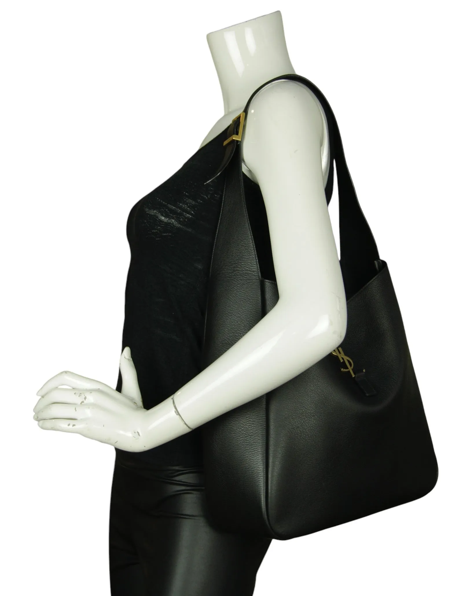 Saint Laurent Black Large Le 5 A 7 Shoulder Bag